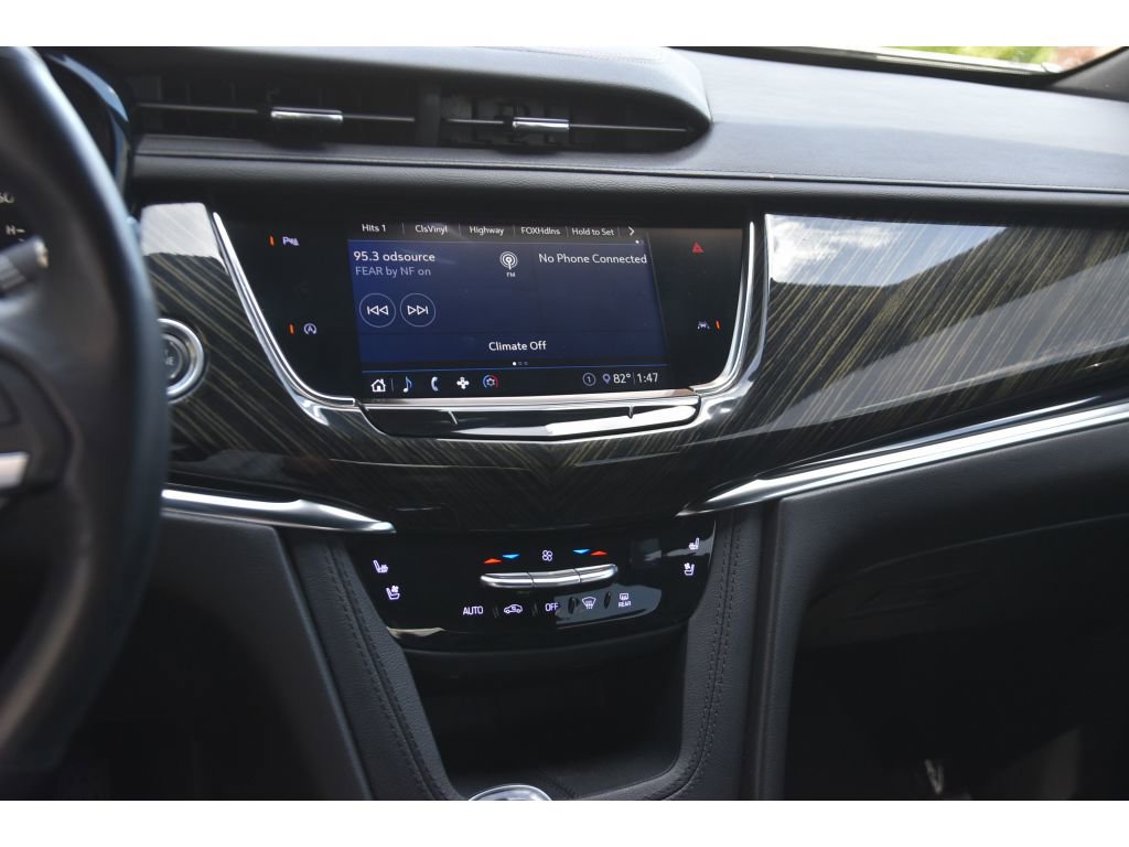 Used 2020 Cadillac XT6 Premium Luxury AWD/4WD image 20