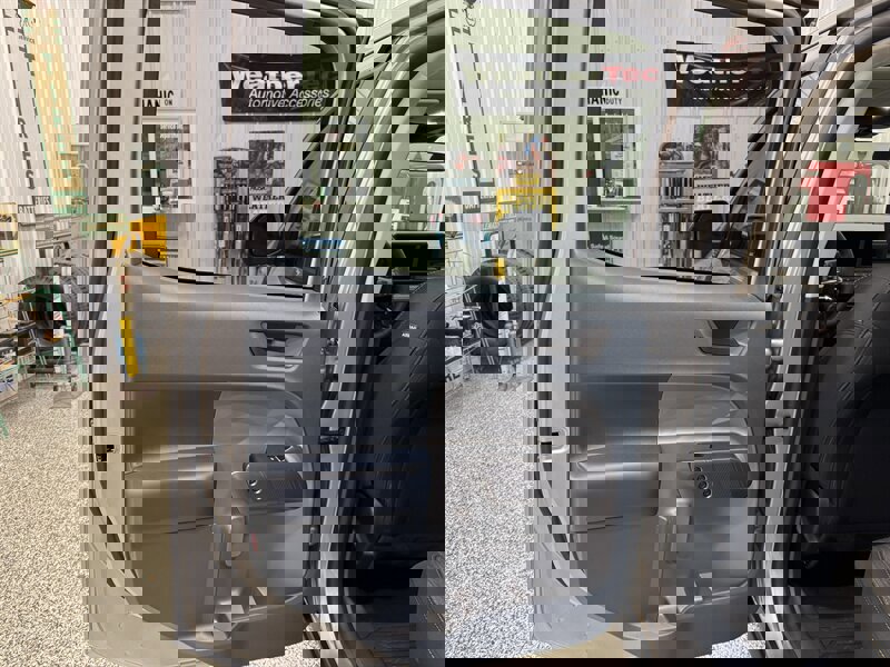 Used 2023 Ford Maverick Tremor w/ Tremor Off-Road Package AWD/4WD image 29