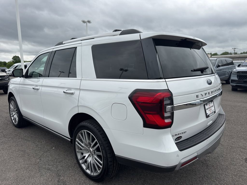 Used 2024 Ford Expedition Limited image 17