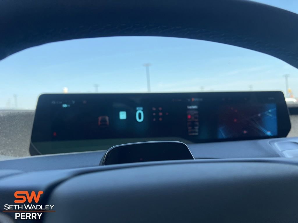 New 2025 Ford Expedition Active image 17