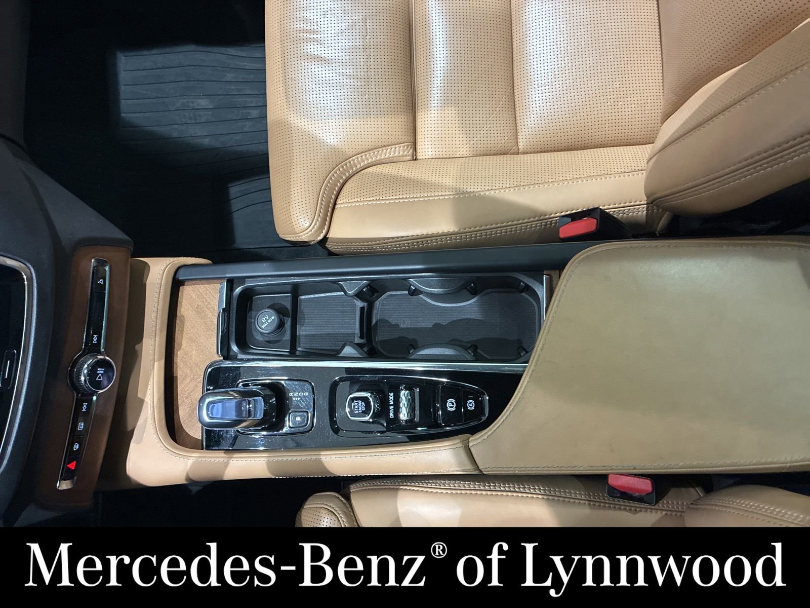 Used 2018 Volvo XC90 T8 Inscription w/ Luxury Package AWD/4WD image 15