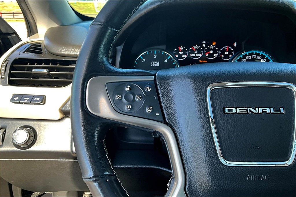 Used 2020 GMC Yukon XL Denali w/ Denali Ultimate Package image 19