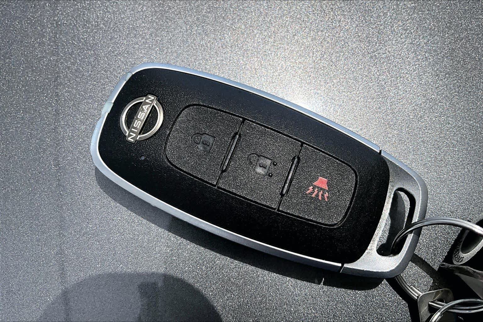 Used 2023 Nissan Ariya FWD image 14