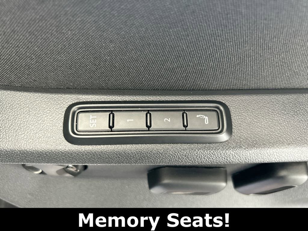 New 2025 Volkswagen Atlas Cross Sport SEL Premium R-Line image 13