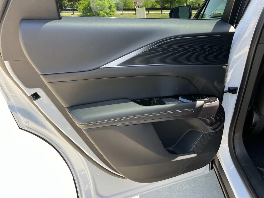 New 2026 Cadillac Lyriq Sport AWD/4WD image 18