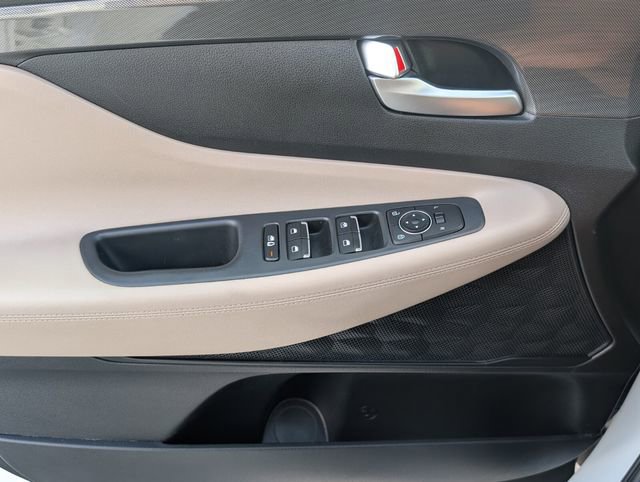 Used 2022 Hyundai Santa Fe SE image 32