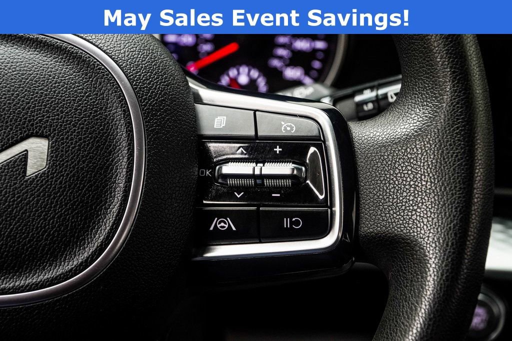 Used 2024 Kia Carnival LX FWD image 26