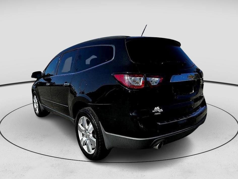 Used 2014 Chevrolet Traverse LTZ AWD/4WD image 3