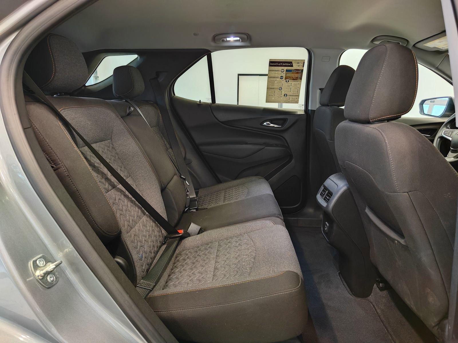 Used 2023 Chevrolet Equinox LT image 34