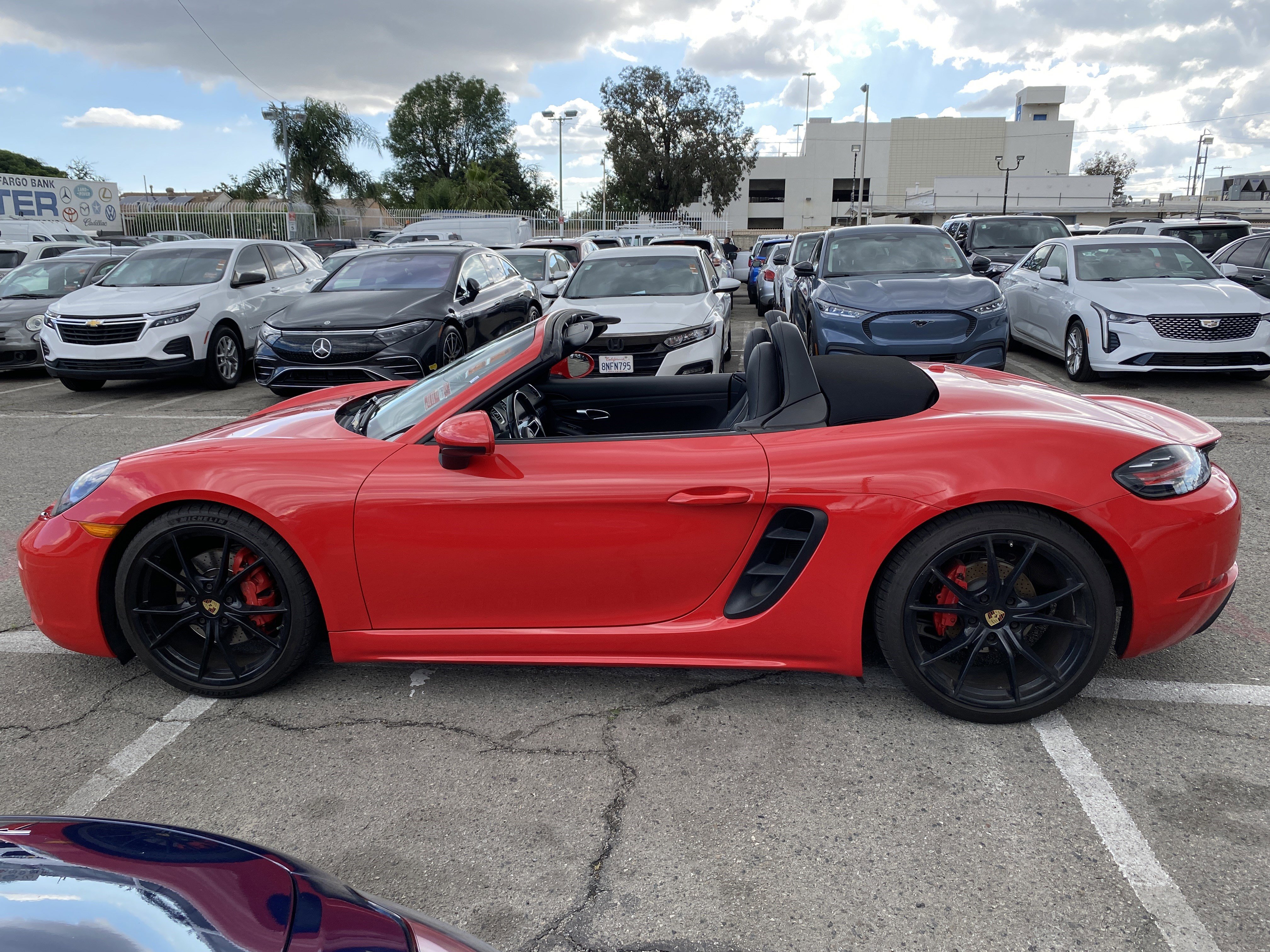 Used 2020 Porsche 718 Boxster S w/ Sport Chrono Package RWD image 10