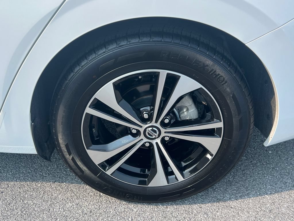 Used 2023 Nissan Sentra SV FWD image 14