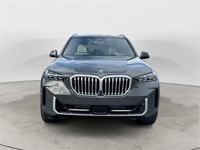 New 2026 BMW X5 xDrive40i w/ Executive Package image 2