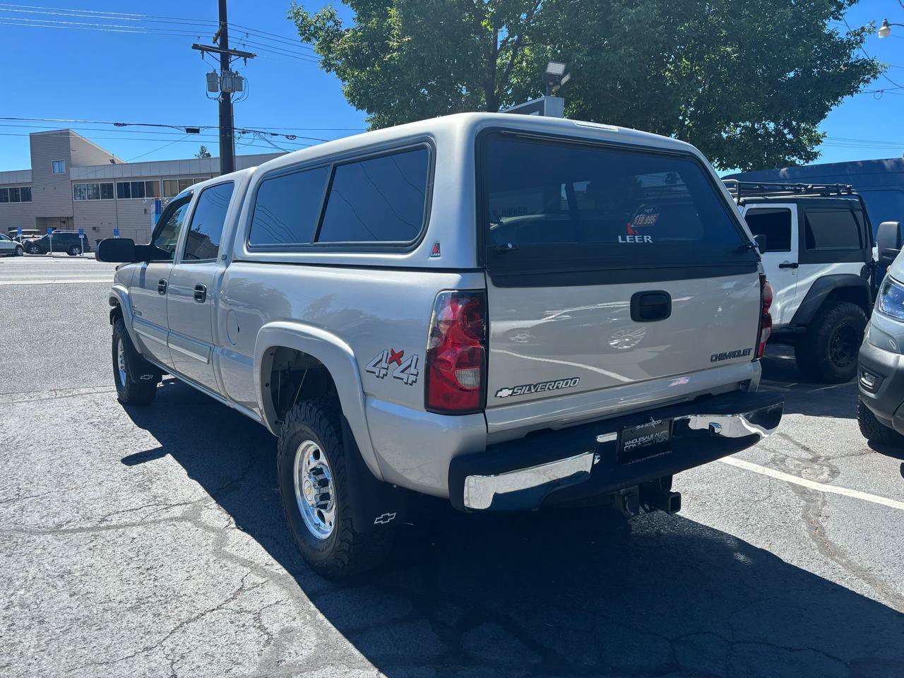 Used 2005 Chevrolet Silverado 2500 LT w/ Heavy-Duty Power Package AWD/4WD image 3