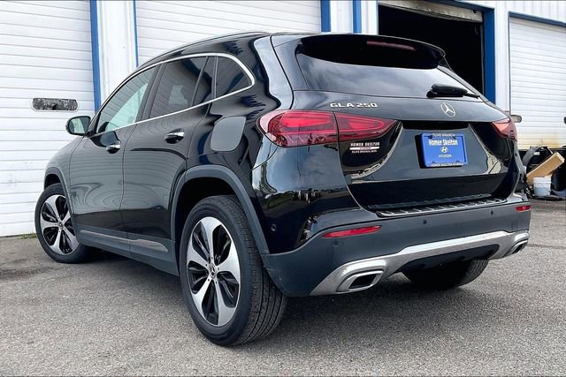 Used 2025 Mercedes-Benz GLA 250 image 3