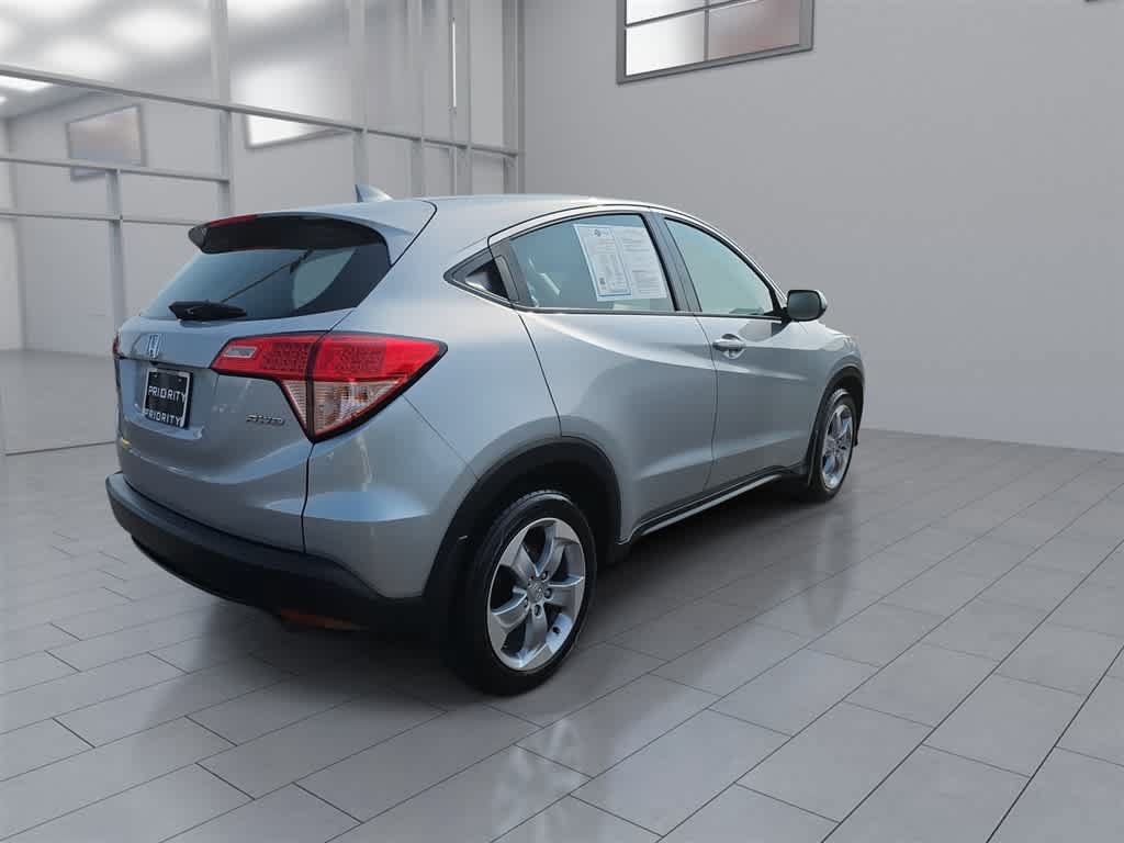 Certified 2018 Honda HR-V LX image 9