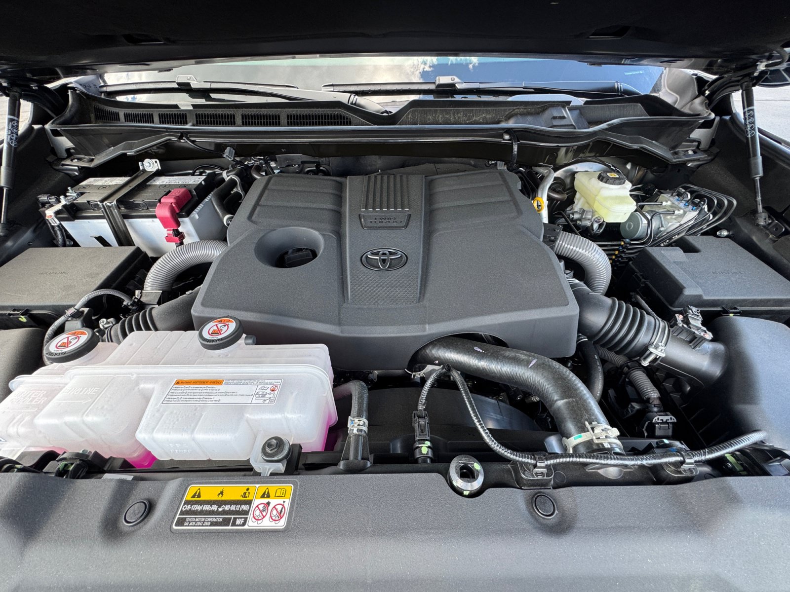 New 2026 Toyota Tundra Platinum AWD/4WD image 33