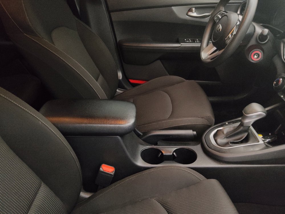 Used 2021 Kia Forte LXS image 21