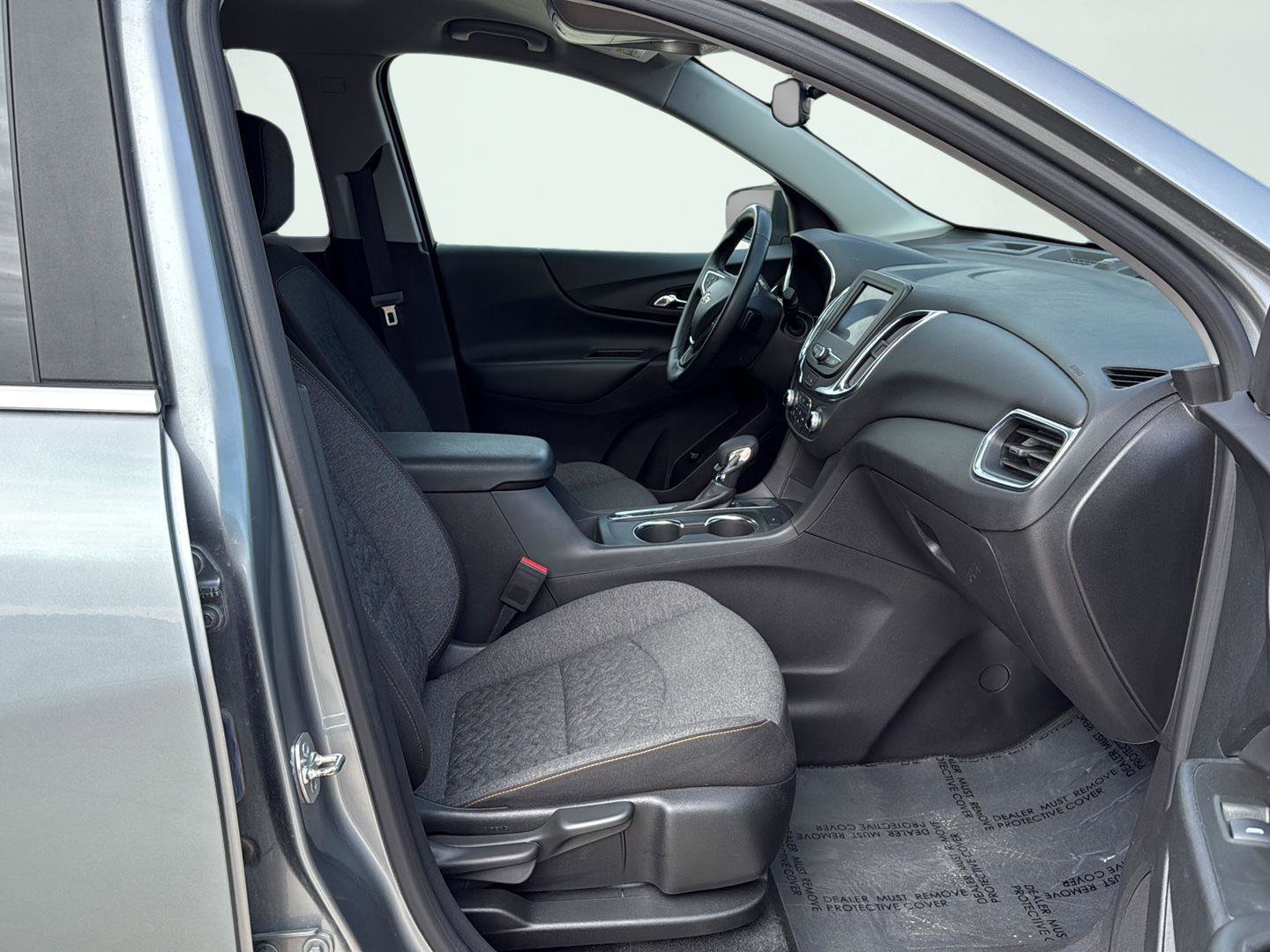 Used 2024 Chevrolet Equinox LT FWD image 10