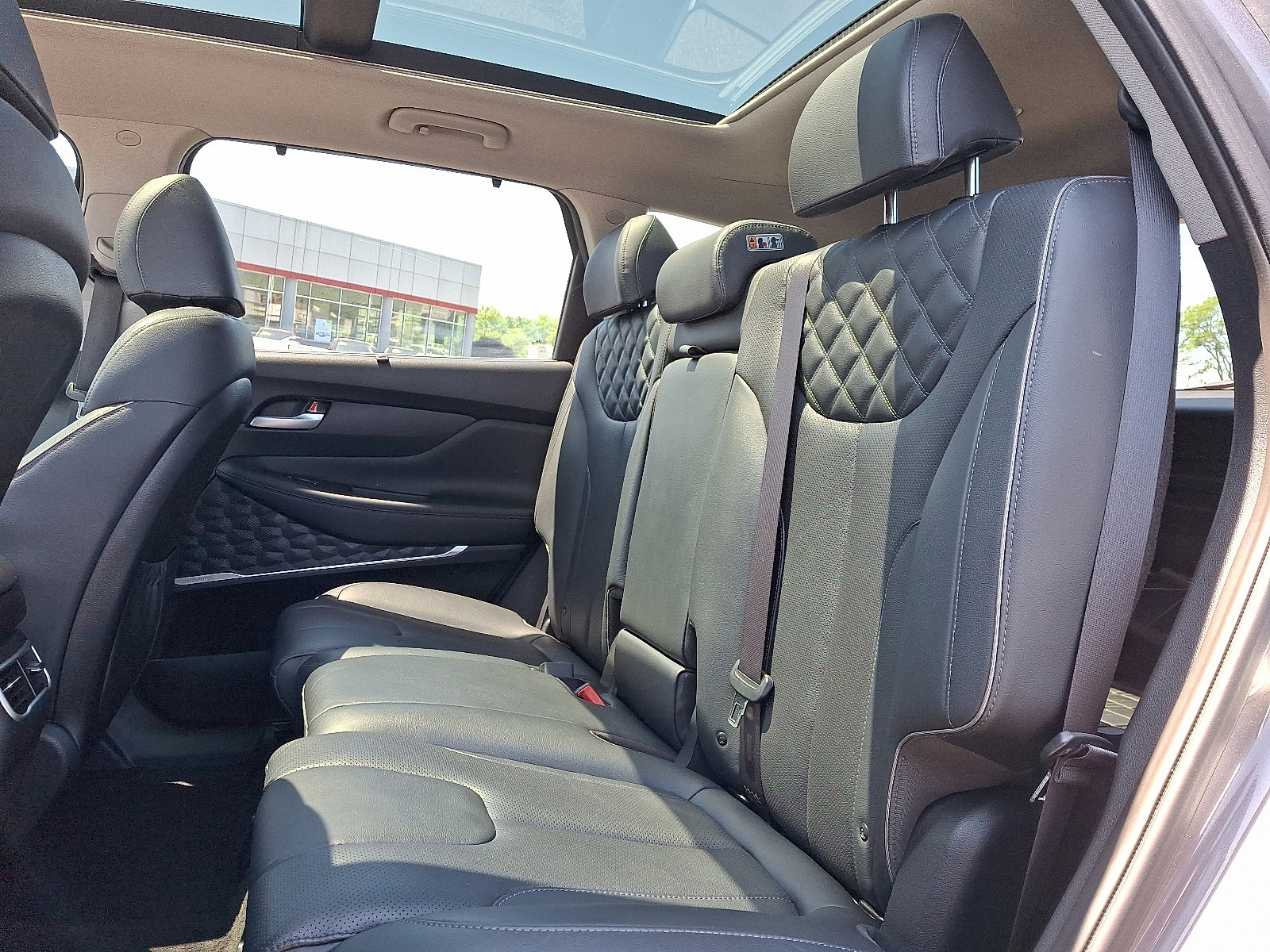 Used 2022 Hyundai Santa Fe Limited image 10