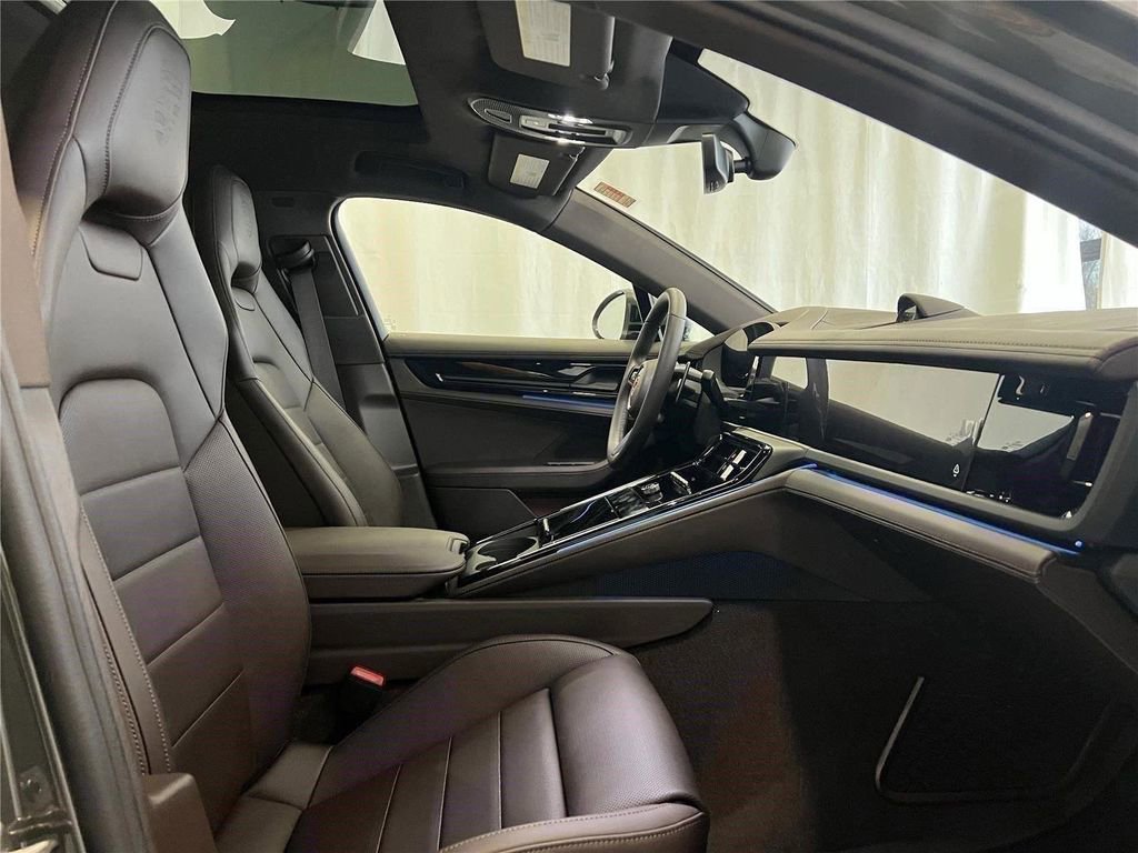 New 2026 Porsche Panamera 4 AWD/4WD image 16
