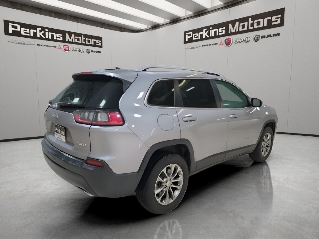 Used 2019 Jeep Cherokee Latitude Plus AWD/4WD image 8