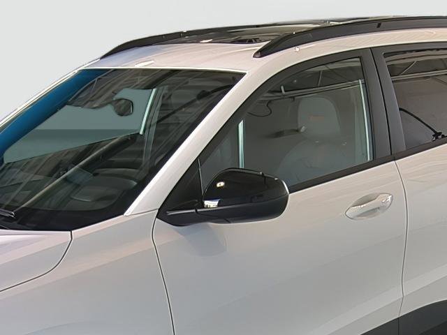 New 2026 Chevrolet Trax RS w/ Sunroof Package image 8