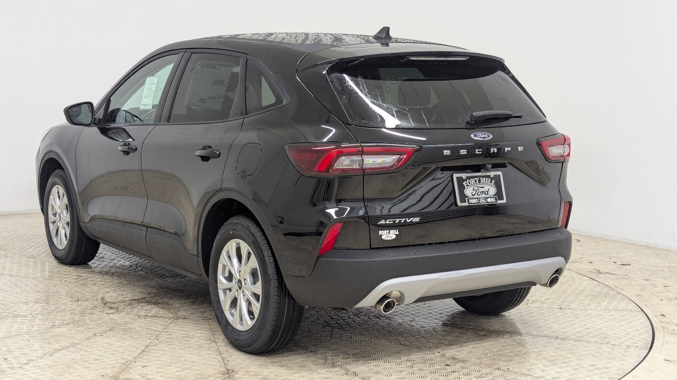 New 2026 Ford Escape Active FWD image 3