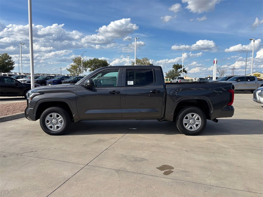 New 2026 Toyota Tundra SR image 4