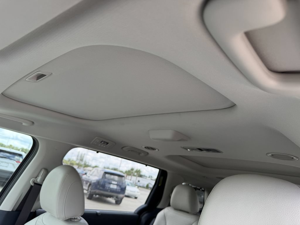 Certified 2026 Kia Carnival SX Prestige FWD image 23