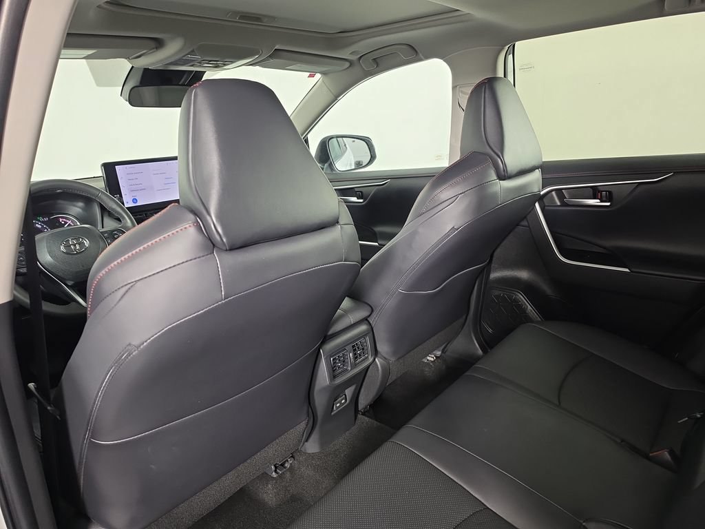 Certified 2023 Toyota RAV4 TRD Off-Road w/ TRD Off-Road Weather Package AWD/4WD image 32