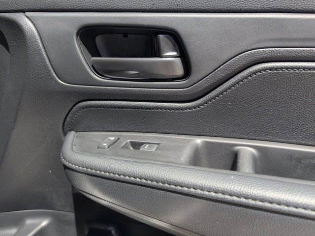 Used 2025 Honda Odyssey Sport-L image 34