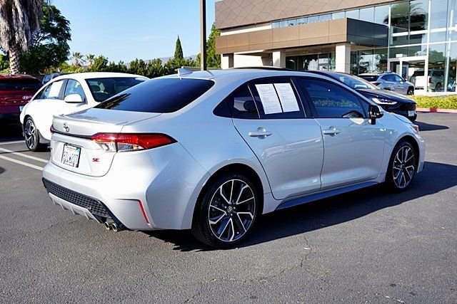 Used 2022 Toyota Corolla SE FWD image 8