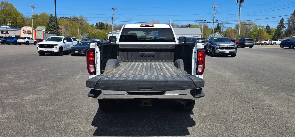Certified 2022 GMC Sierra 3500 SLE w/ SLE Convenience Package AWD/4WD image 11