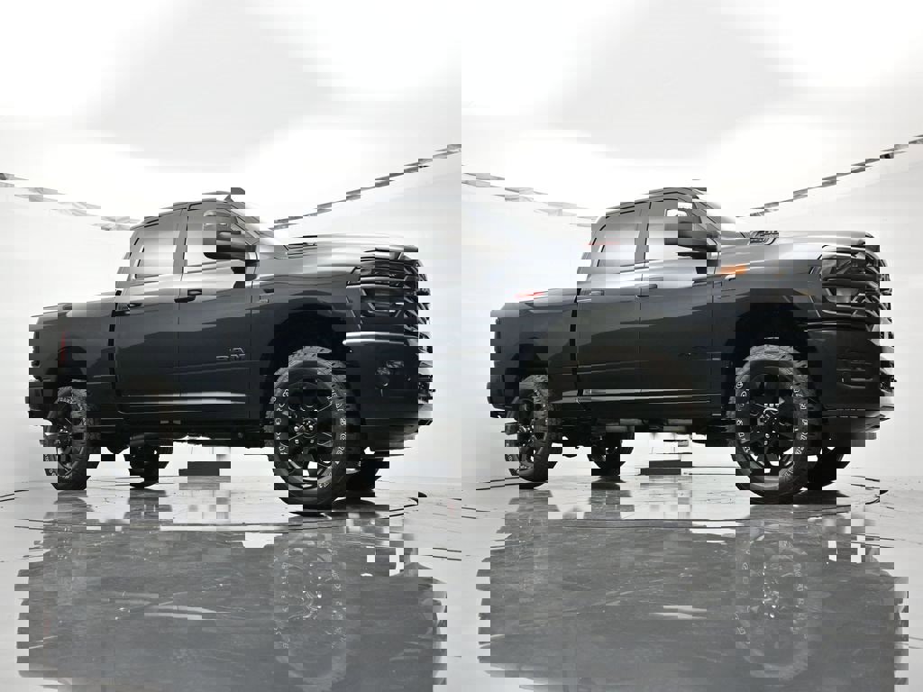 New 2025 RAM 2500 Big Horn image 38