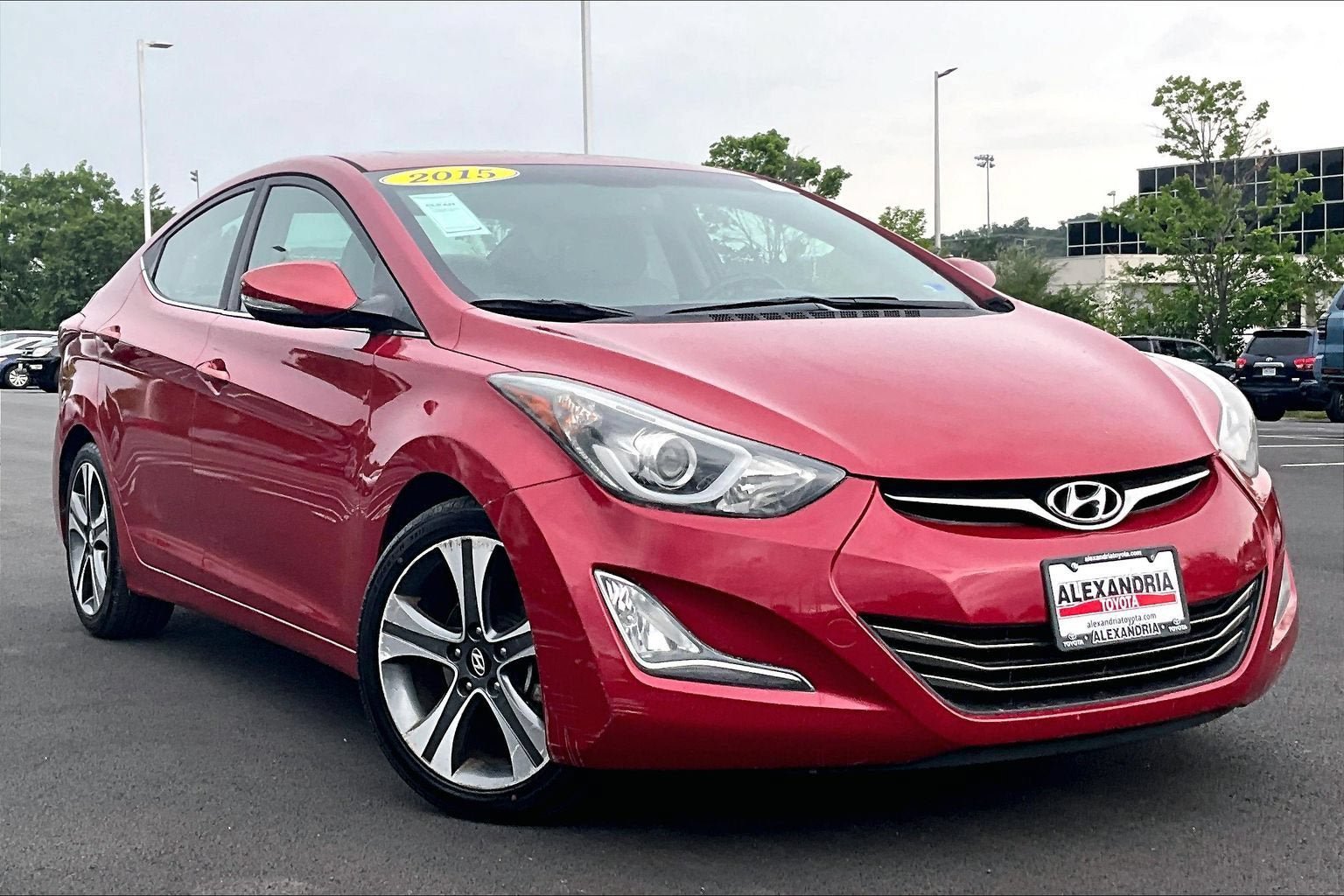 Used 2015 Hyundai Elantra Sport FWD image 2