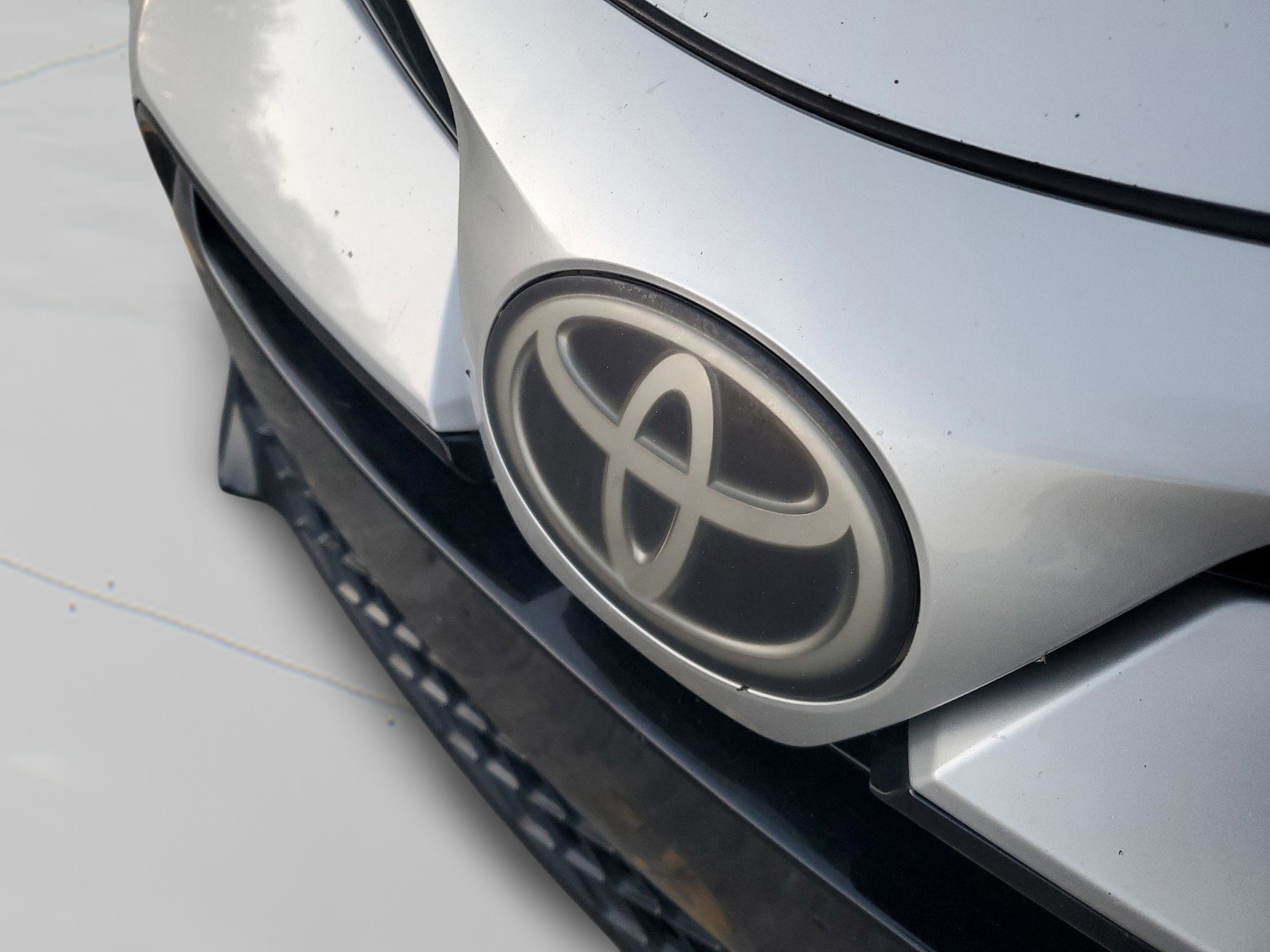Used 2017 Toyota Corolla SE 50th Anniversary FWD image 30