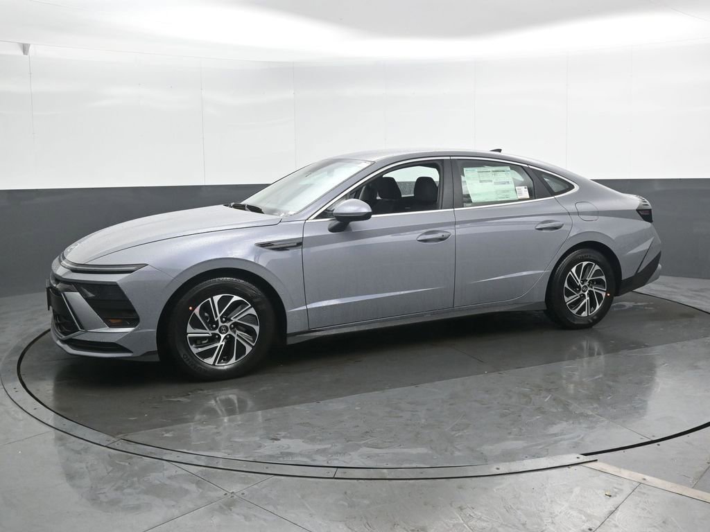 New 2026 Hyundai Sonata Blue FWD image 7