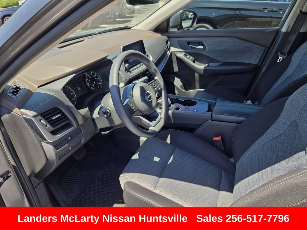 Used 2023 Nissan Rogue SV FWD image 17