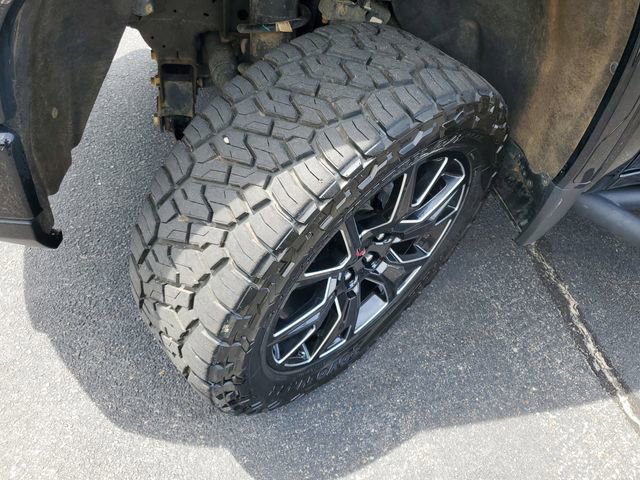 Certified 2024 GMC Sierra 1500 AT4 w/ Technology Package image 31