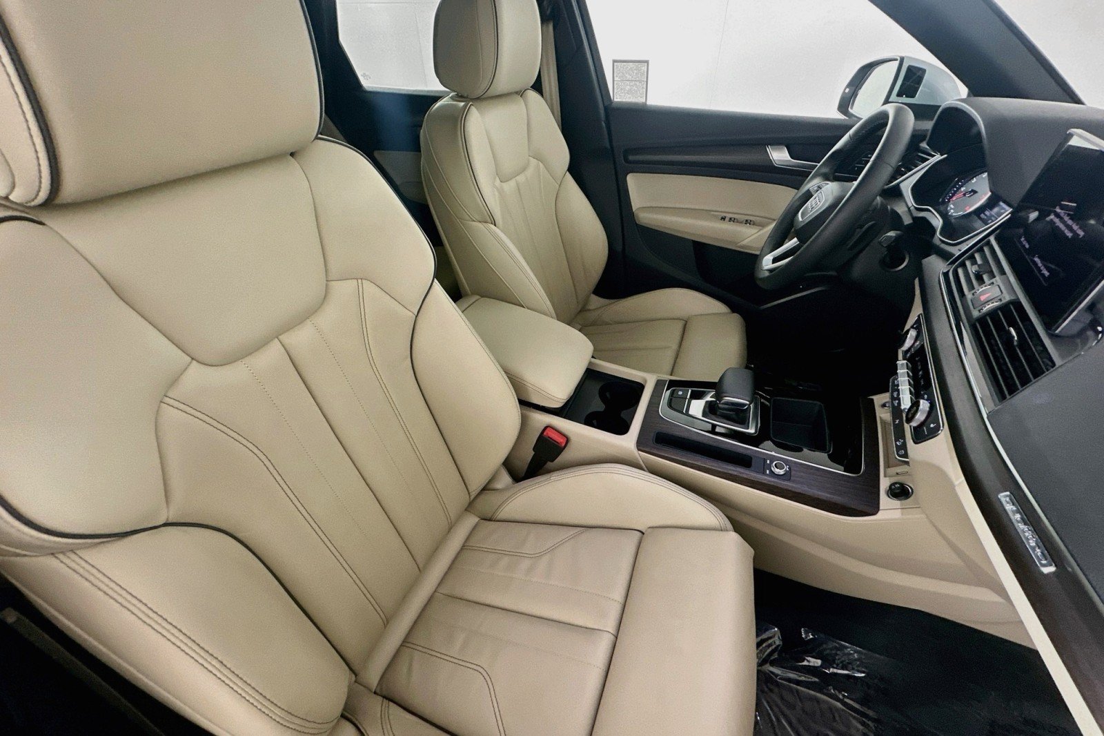 Used 2023 Audi Q5 2.0T Premium w/ Convenience Package AWD/4WD image 7
