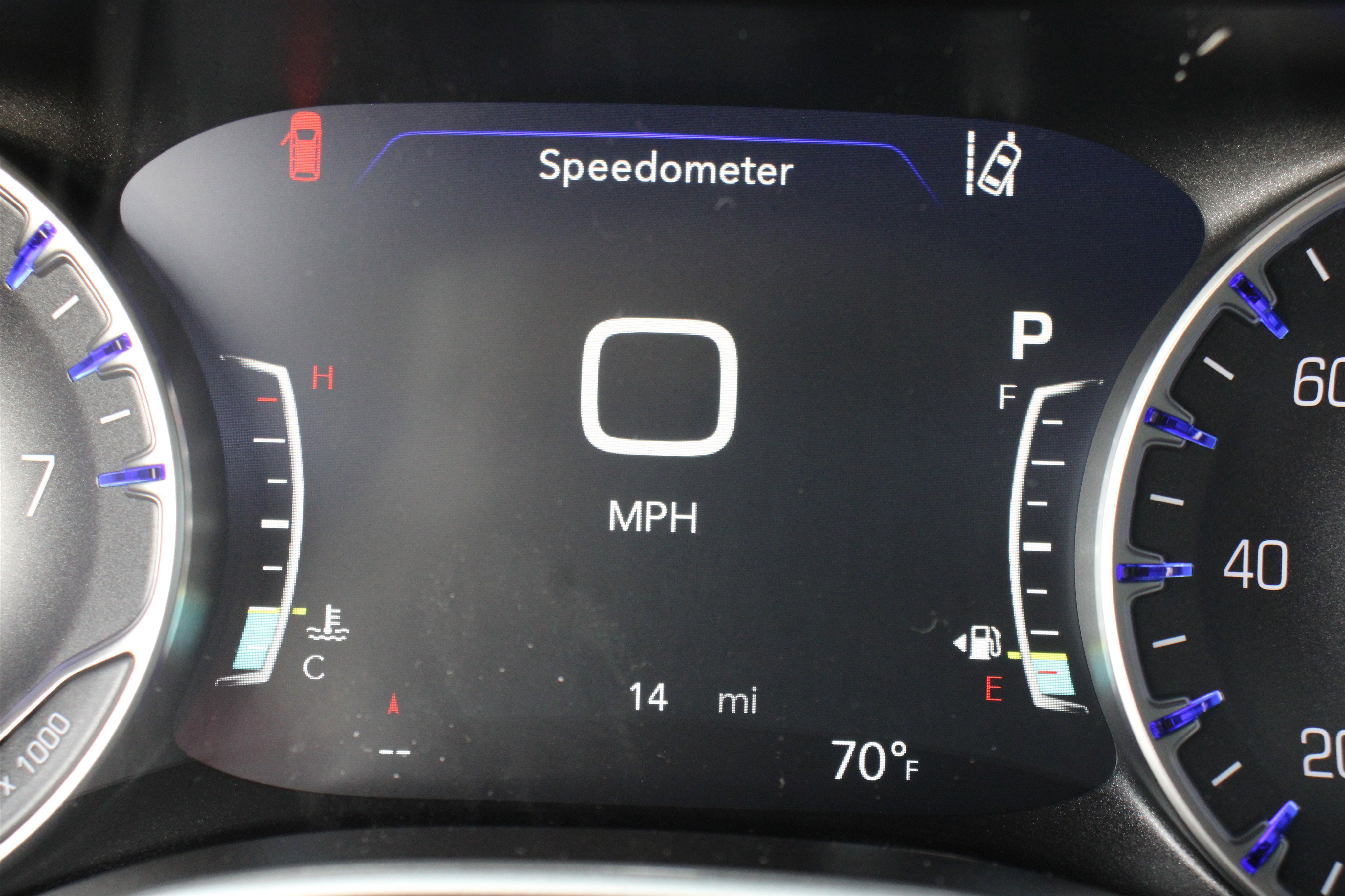 New 2026 Chrysler Pacifica Select AWD/4WD image 14