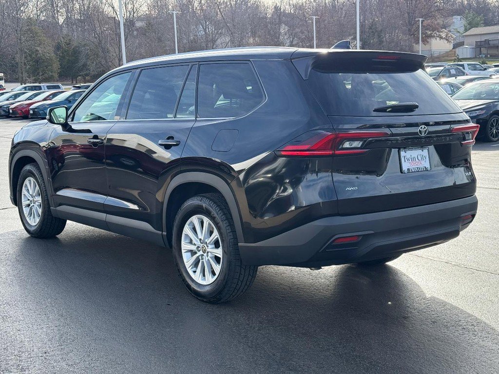 Certified 2025 Toyota Grand Highlander AWD image 6