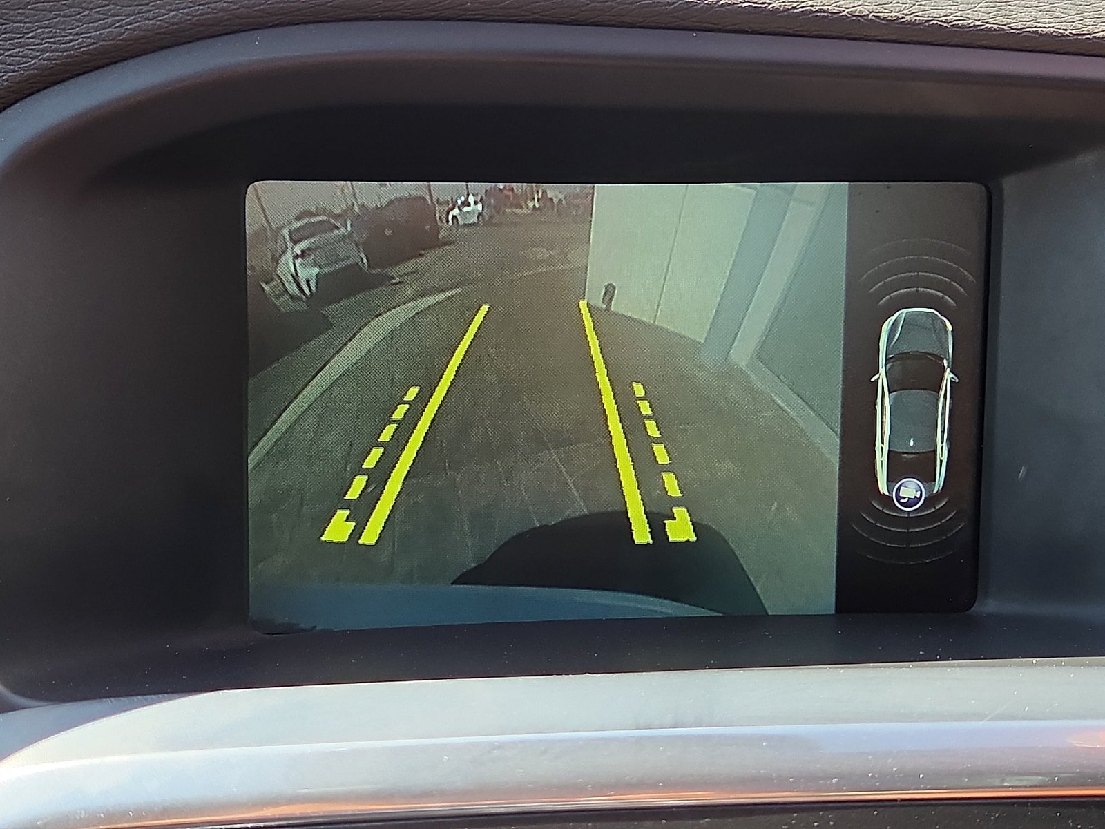 Used 2015 Volvo S60 T6 Platinum FWD image 17