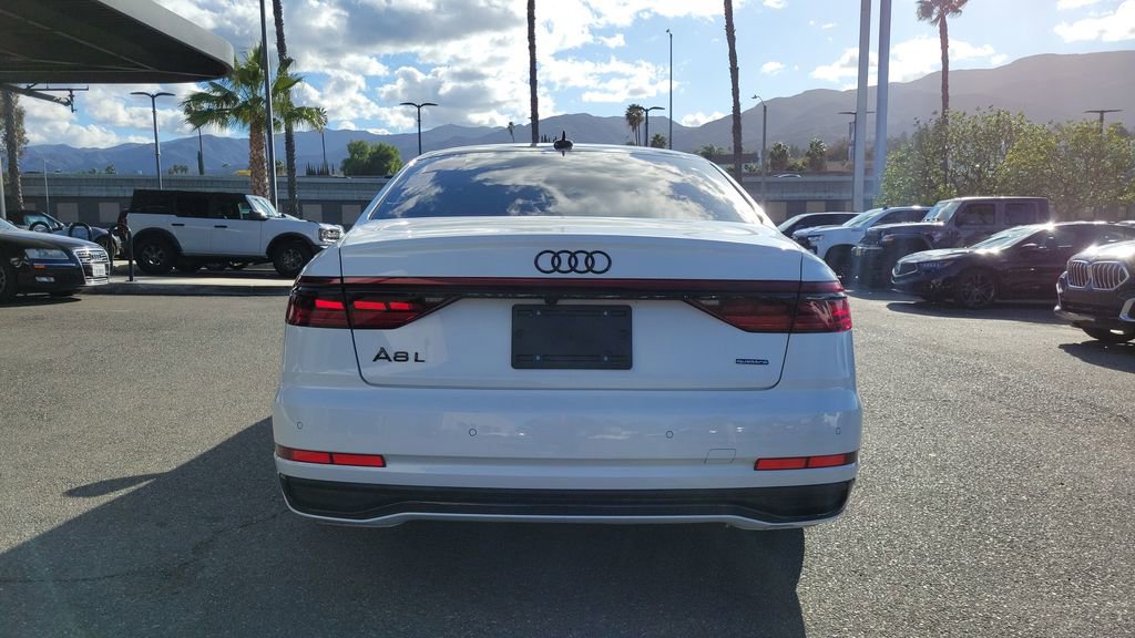 Used 2022 Audi A8 L 3.0T image 4