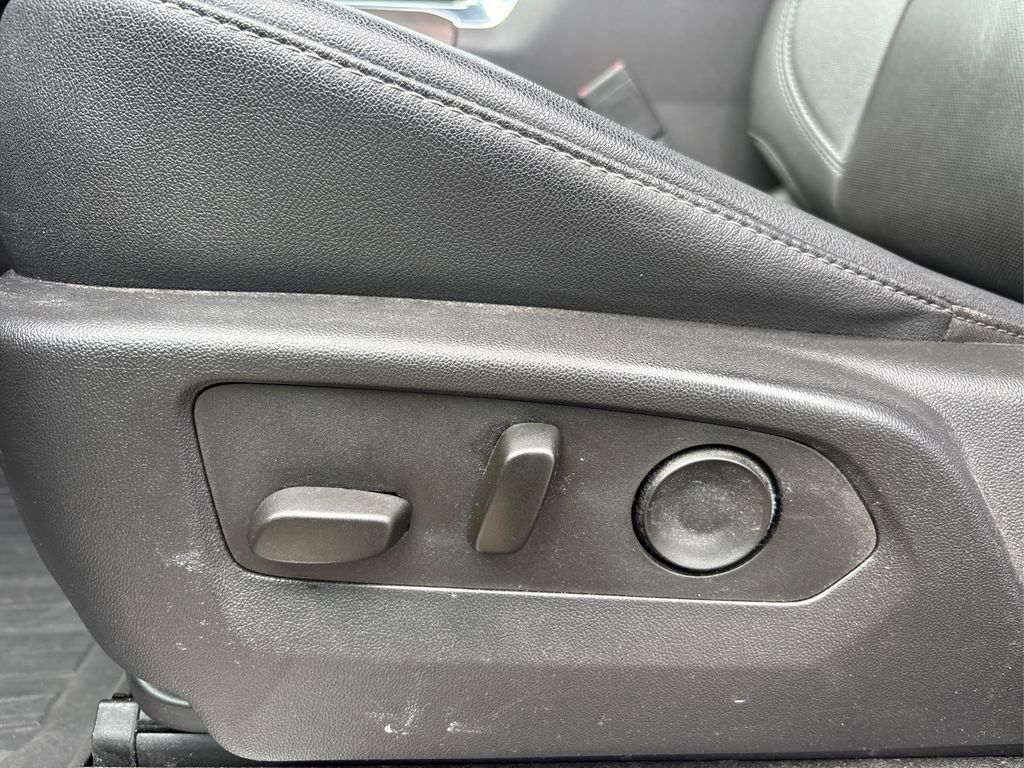 Used 2023 GMC Sierra 1500 SLT w/ SLT Premium Package image 39