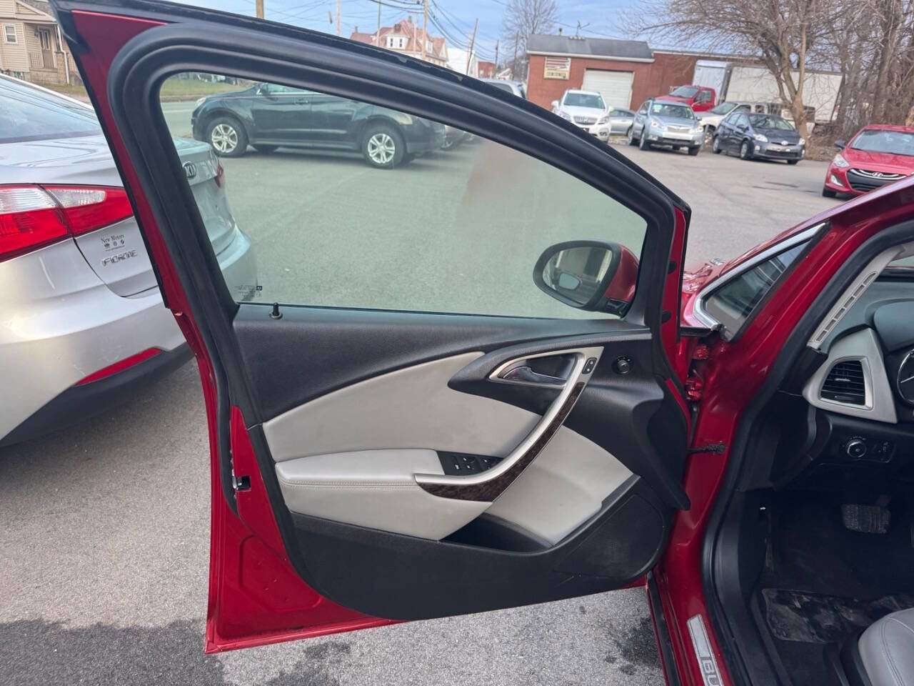 Used 2013 Buick Verano image 9