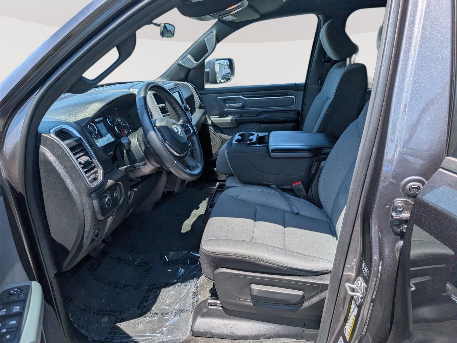 Used 2023 RAM 1500 Big Horn AWD/4WD image 14