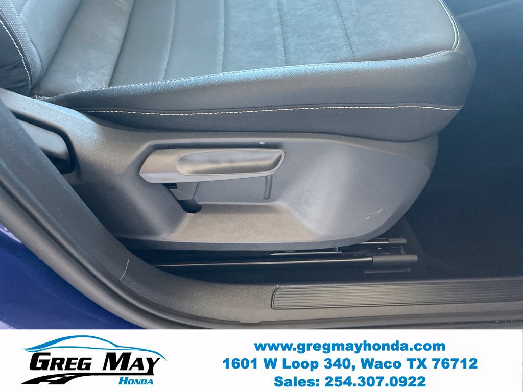 Used 2022 Volkswagen Taos SE w/ Panoramic Sunroof Package FWD image 34