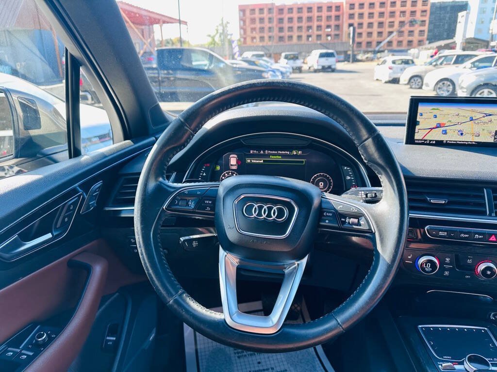 Used 2018 Audi Q7 3.0T Premium Plus AWD/4WD image 11