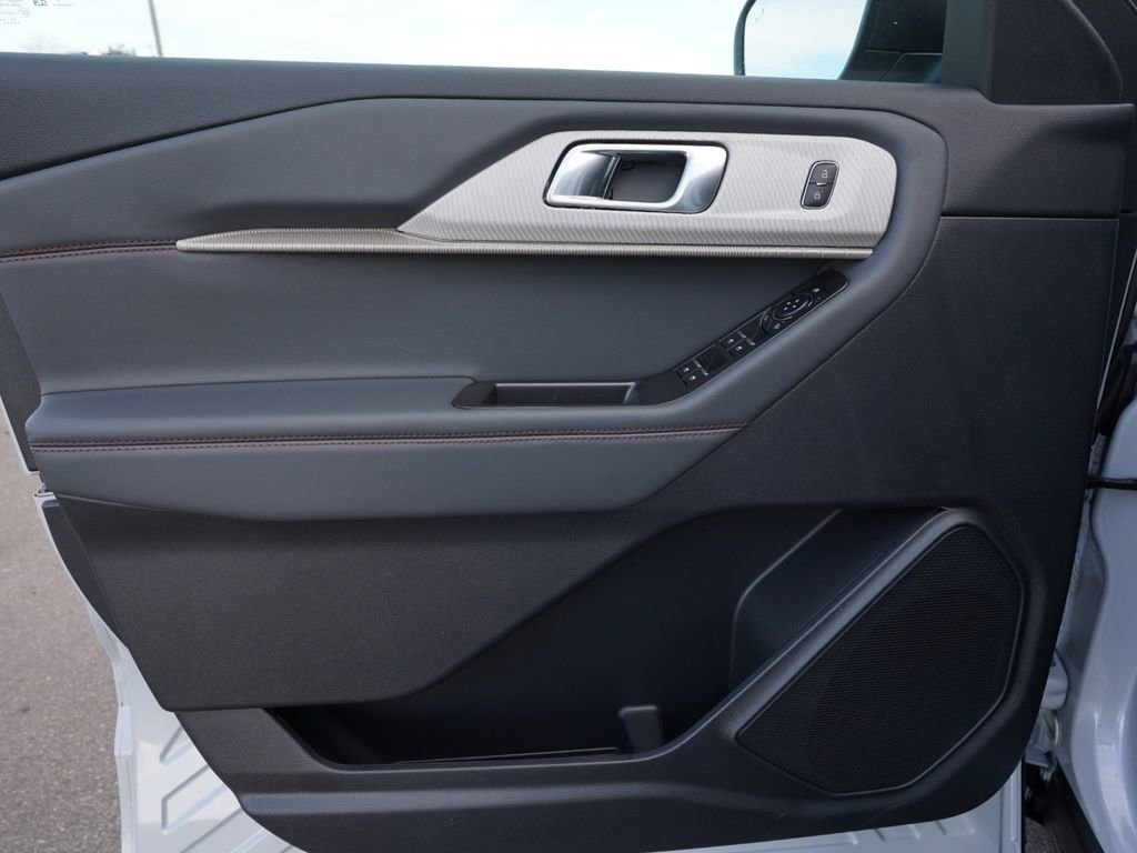 New 2026 Ford Explorer Active image 26